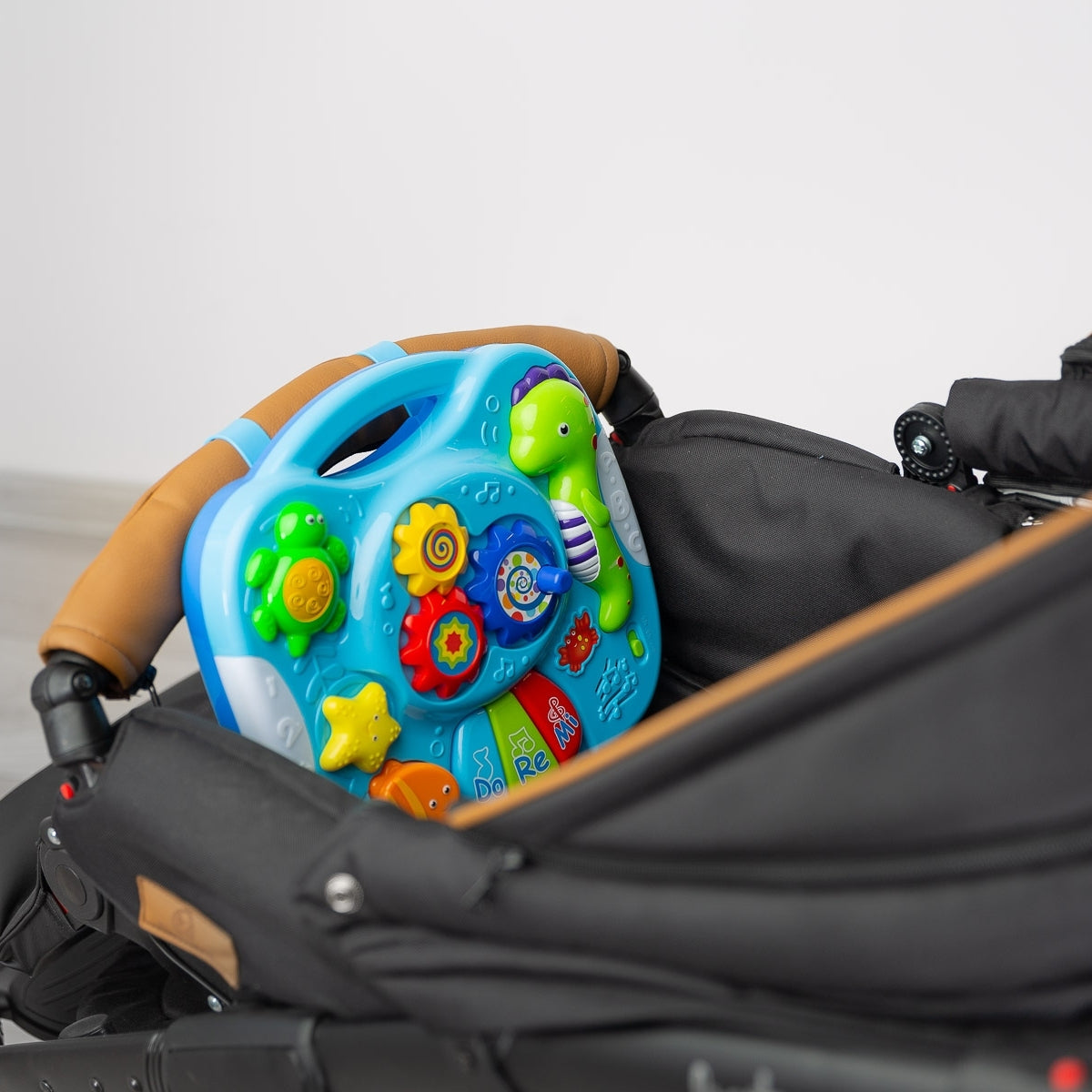 Masuta Interactiva De Activitati Albastra (2-in-1)