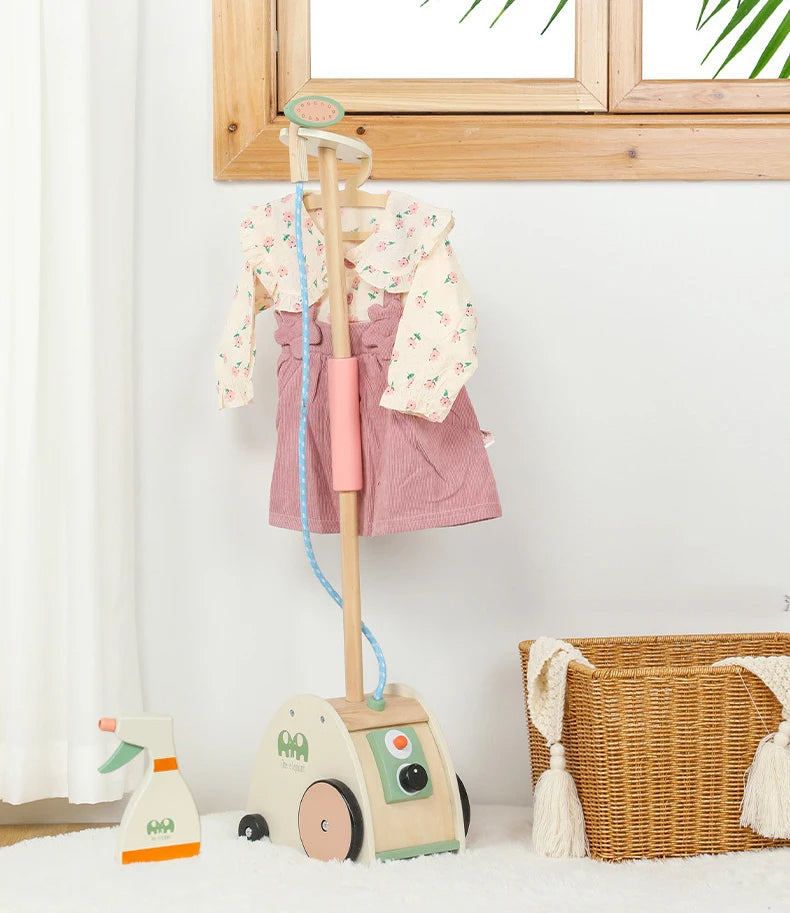 Jucarie Montessori: Statie De Calcat Verticala Cu Accesorii